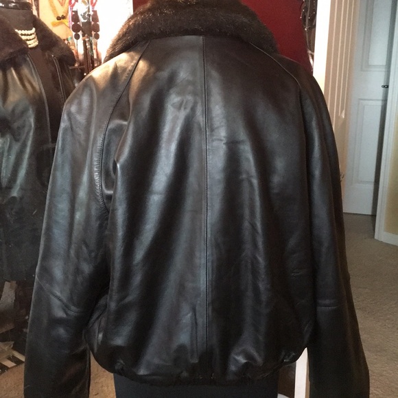 Cerruci Lambskin Reversible Faux Fur/Leather Coat - Picture 6 of 6
